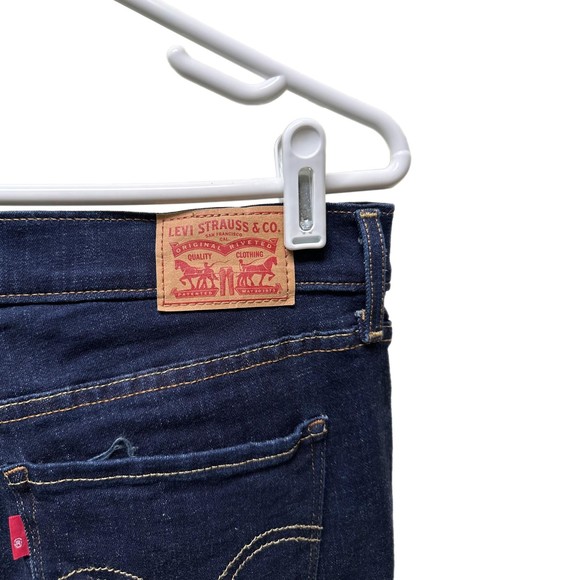 Levi Women's Dark Wash Boot Cut Jeans, Size 10, Pre-owned - Picture 3 of 5